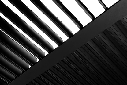 Lamellendach mit zweiseitig verstelltem Dach